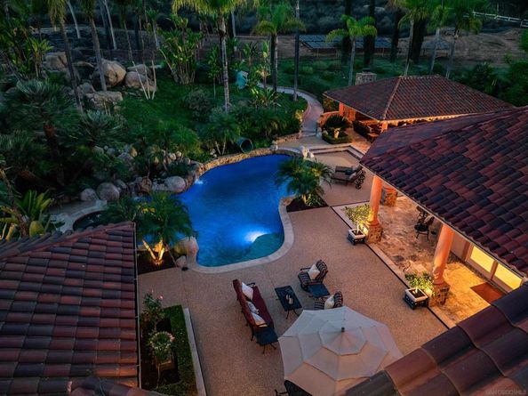 15397 Rock Creek Ln, El Cajon CA 92021