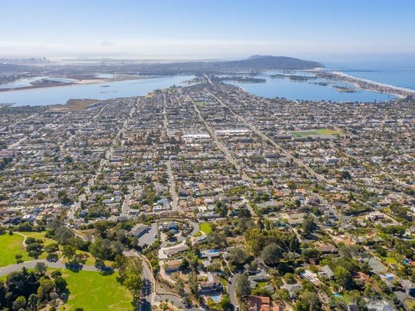 1978 Beryl St, San Diego CA 92109