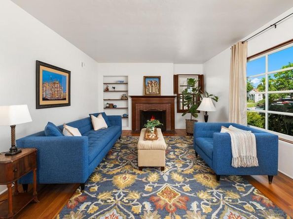 3111 Ibsen St, San Diego CA 92106