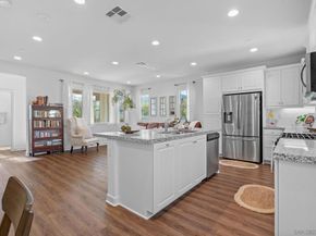 942 Blackstone Dr, San Marcos CA 92078