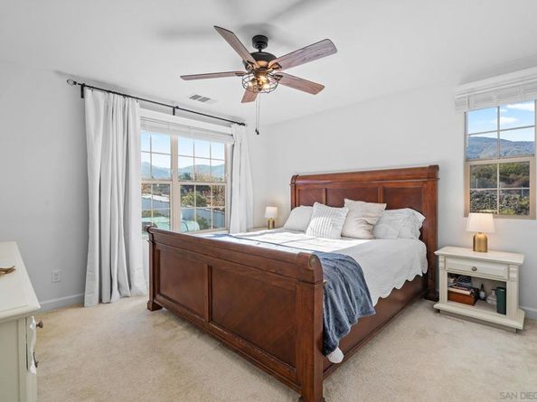 942 Blackstone Dr, San Marcos CA 92078