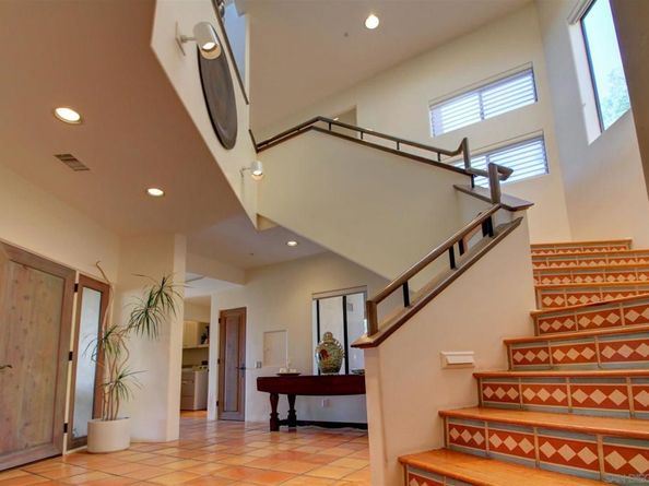 9918 Heavenly Way, La Mesa CA 91941