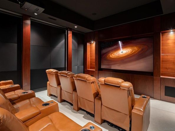 7630 Iluminado, San Diego CA 92127