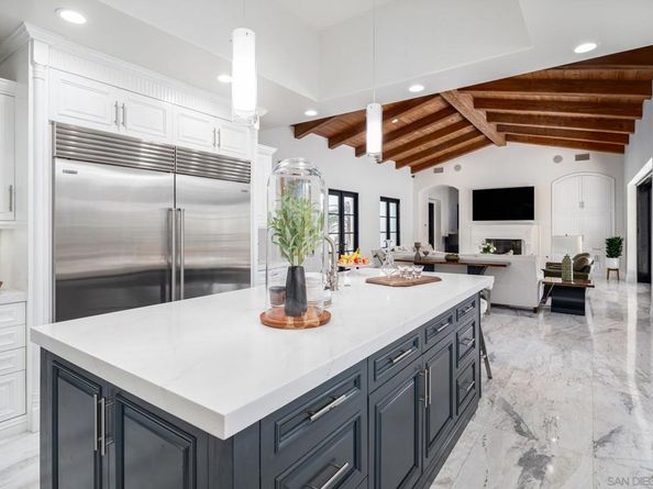 7630 Iluminado, San Diego CA 92127