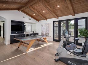 7630 Iluminado, San Diego CA 92127