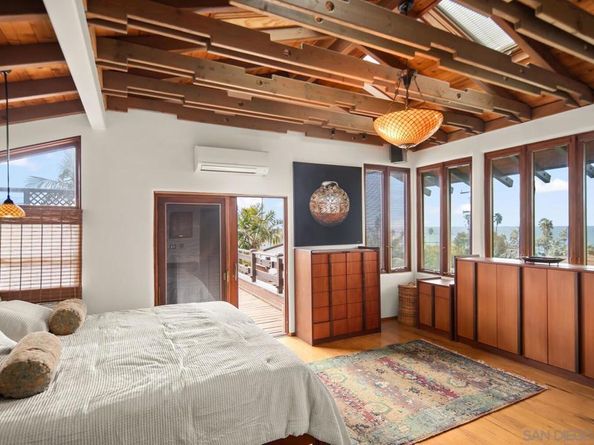 936 Cornish, San Diego CA 92107