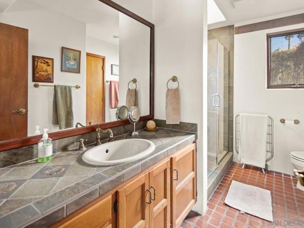 936 Cornish, San Diego CA 92107