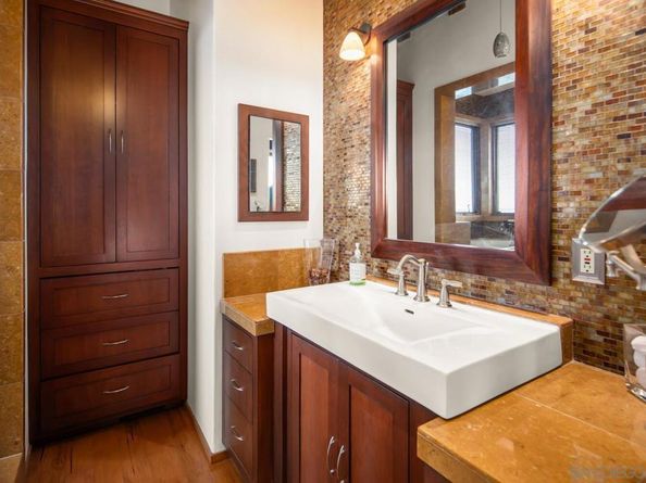 936 Cornish, San Diego CA 92107