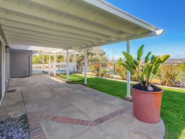 2334 Kimberly Ct, Carlsbad CA 92008