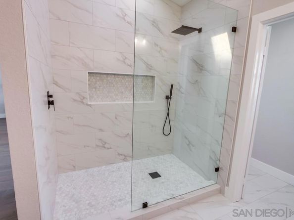 2334 Kimberly Ct, Carlsbad CA 92008