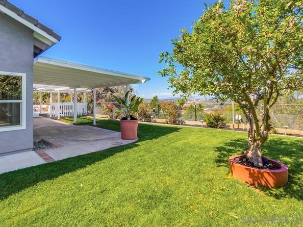 2334 Kimberly Ct, Carlsbad CA 92008