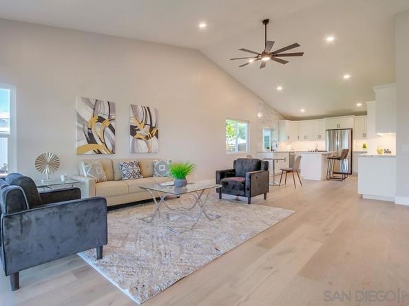 2334 Kimberly Ct, Carlsbad CA 92008