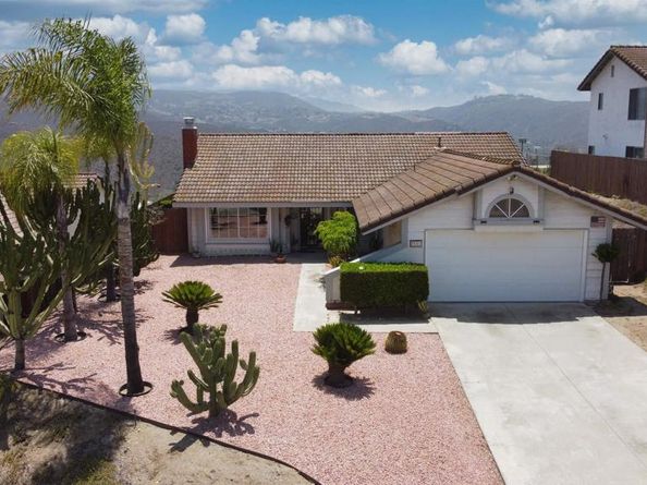 2552 Wind River Rd, El Cajon CA 92019