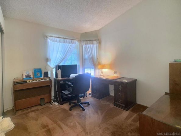 2552 Wind River Rd, El Cajon CA 92019