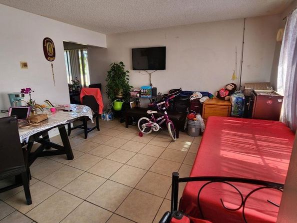 4129 31 Chamoune, San Diego CA 92105