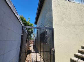 4129 31 Chamoune, San Diego CA 92105