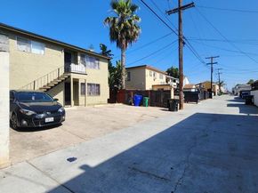 4129 31 Chamoune, San Diego CA 92105