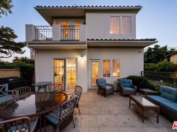 912 Harbor Crossing Lane, Marina Del Rey CA 90292