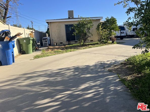 9278 Kewen Avenue, Sun Valley CA 91352