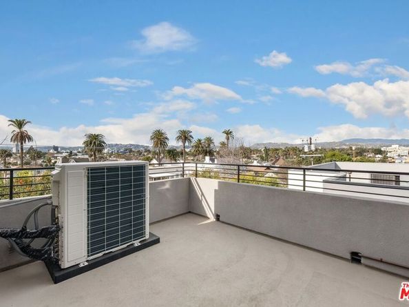 1187 Crenshaw Boulevard 18, Los Angeles CA 90019