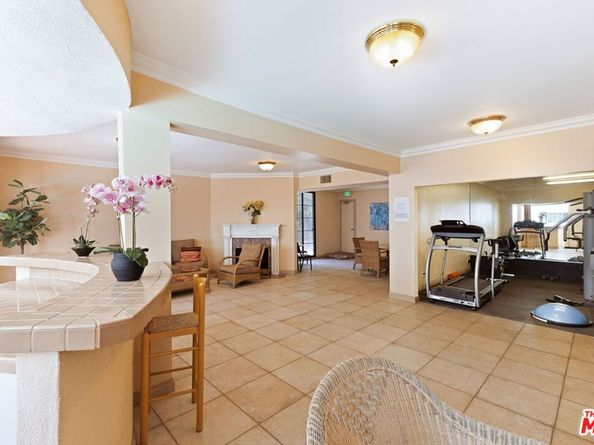 521 Montana Avenue 305, Santa Monica CA 90403