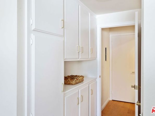 521 Montana Avenue 305, Santa Monica CA 90403