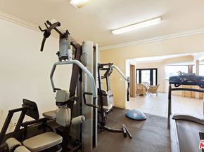 521 Montana Avenue 305, Santa Monica CA 90403