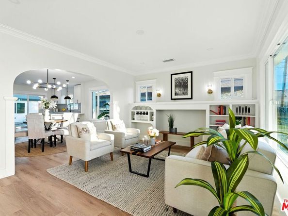 4340 2nd Avenue, Los Angeles CA 90008