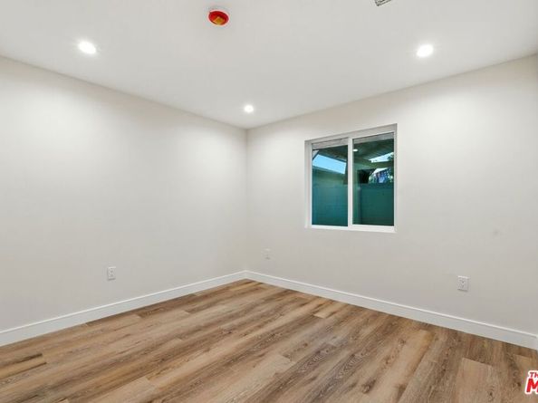 4340 2nd Avenue, Los Angeles CA 90008