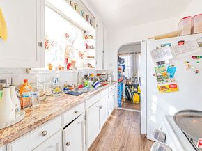 1618 S Burnside Avenue, Los Angeles CA 90019