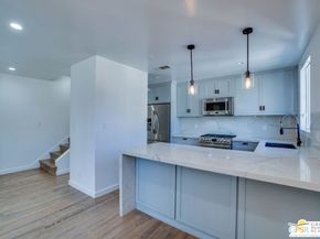 6525 La Mirada Avenue 114, Los Angeles CA 90038