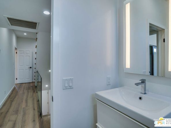 6525 La Mirada Avenue 114, Los Angeles CA 90038