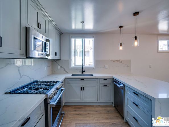 6525 La Mirada Avenue 114, Los Angeles CA 90038