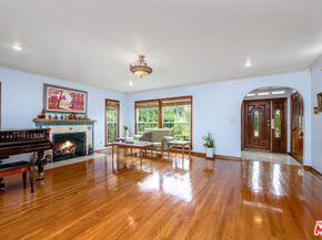 257 S Van Ness Avenue, Los Angeles CA 90004