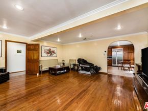 257 S Van Ness Avenue, Los Angeles CA 90004