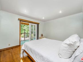 257 S Van Ness Avenue, Los Angeles CA 90004