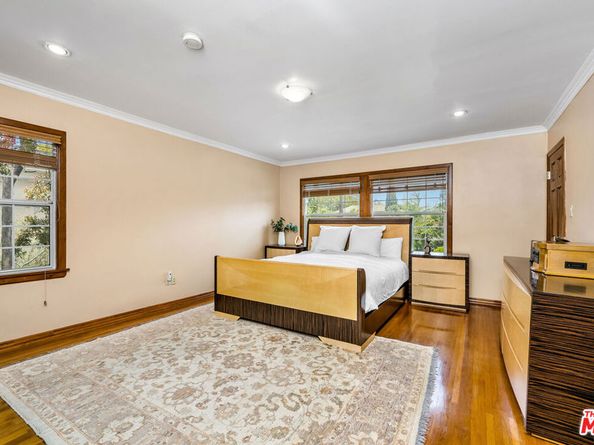 257 S Van Ness Avenue, Los Angeles CA 90004