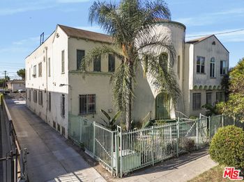 4038 Marathon Street