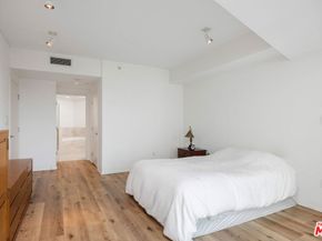 13600 Marina Pointe Drive 602, Marina Del Rey CA 90292