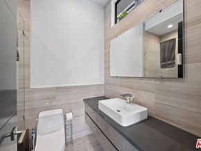839 N Spaulding Avenue, Los Angeles CA 90046