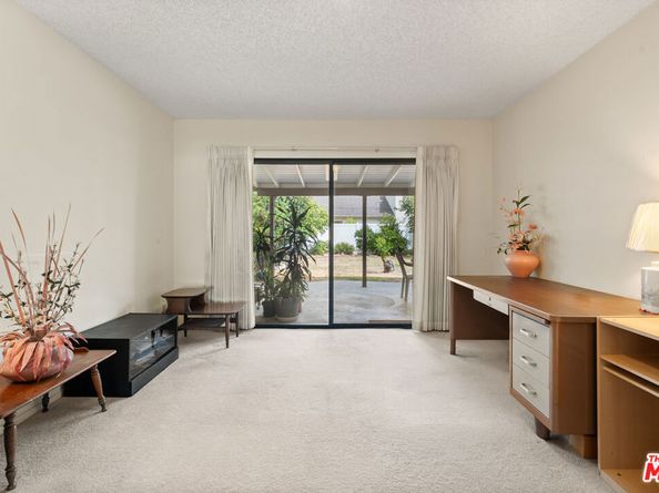 208 Grove Street, Sierra Madre CA 91024