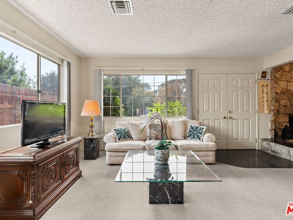 208 Grove Street, Sierra Madre CA 91024