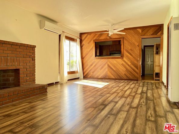 1320 Barrington Way, Glendale CA 91206