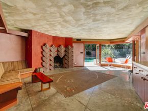 7017 Senalda Road, Los Angeles CA 90068