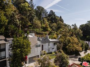 7017 Senalda Road, Los Angeles CA 90068