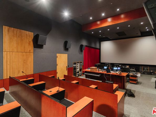 7017 Senalda Road, Los Angeles CA 90068