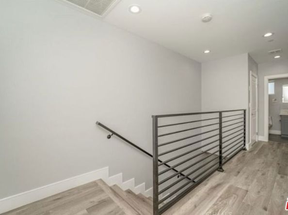 1348 E Vernon Avenue, Los Angeles CA 90011