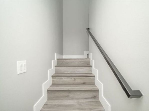 1348 E Vernon Avenue, Los Angeles CA 90011