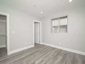 1348 E Vernon Avenue, Los Angeles CA 90011