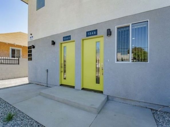 1348 E Vernon Avenue, Los Angeles CA 90011